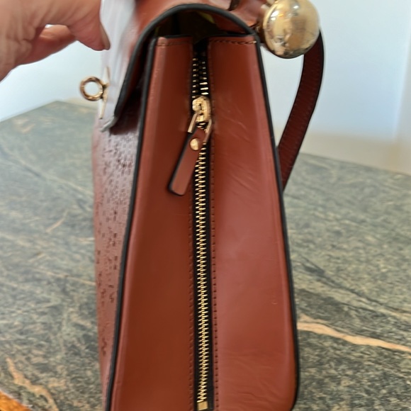 BCBG MaxAzaria  perforated cross body top handle leather bag - Picture 17 of 17